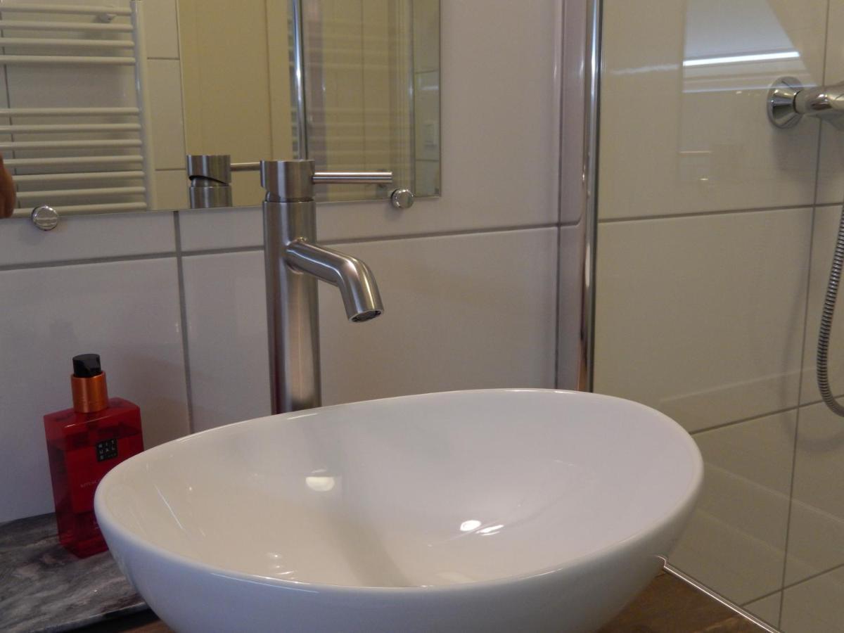 Villa Waterland Den Ilp Bagian luar foto